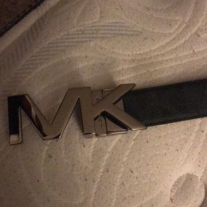 Mk belt with box and everything